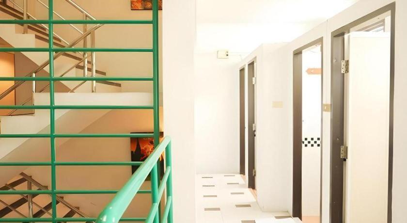 New Siam Guest House Bangkok Exterior foto